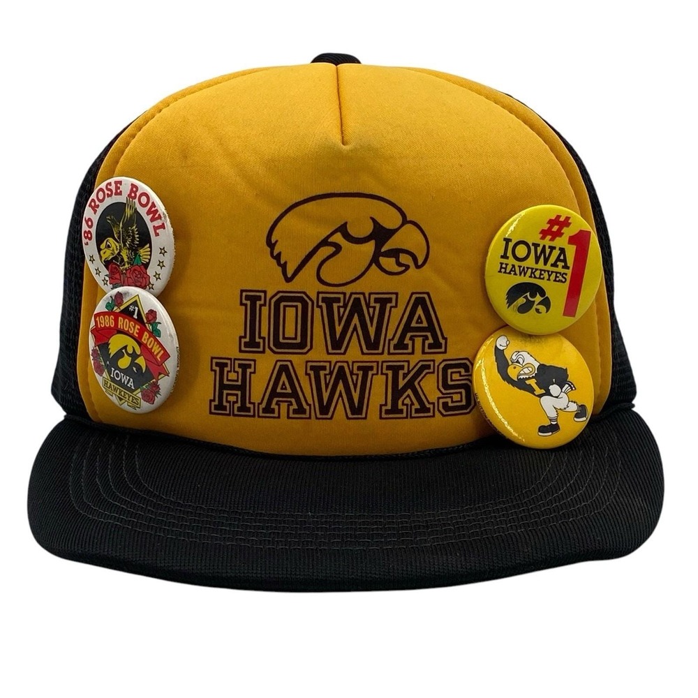Vintage Iowa Hawkeyes Snapback‎ Hat Mesh Back Spellout Logo with Pins